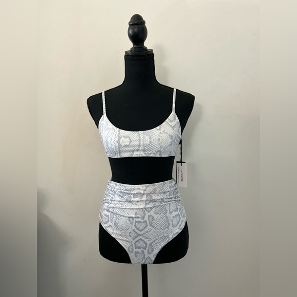 Noize Grey Python Sustainable Bikini - Picture 2 of 3